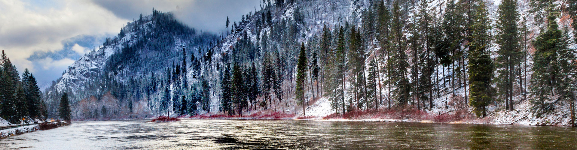 Winter snow ice mountains Wenatchee River Valley 1920px wide jumbotron