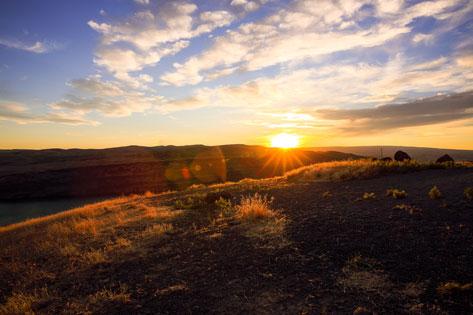 Picture of Columbia Hills Park vantage sunset used as the thumbnail for Hire a Nursing Technician